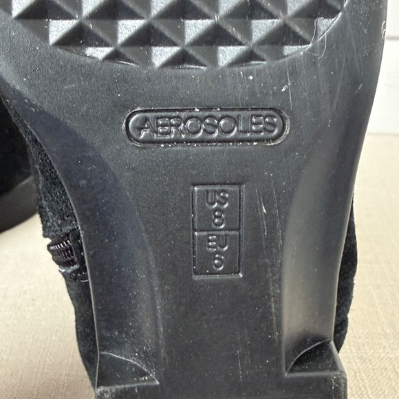 Women’s AEROSOLES Black Suede Booties - Picture 2 of 5